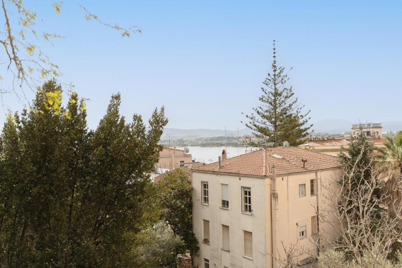 Antares Rooms And Suites Olbia Exterior photo