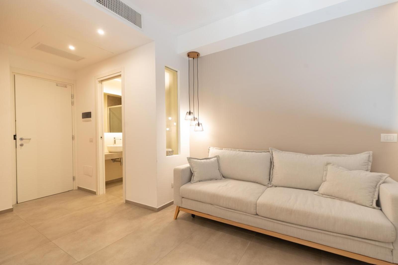 Antares Rooms And Suites Olbia Exterior photo